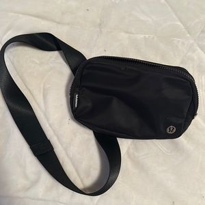 Lululemon belt bag